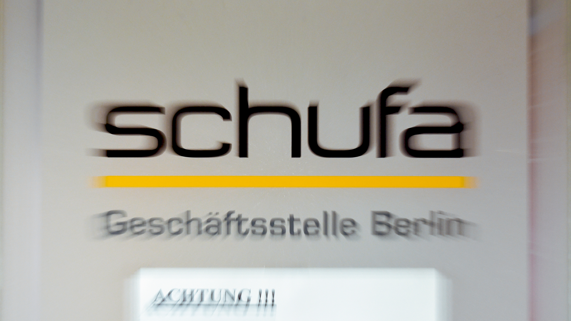 Das Logo der Schufa, | Foto: picture alliance / ZB | Jens Kalaene