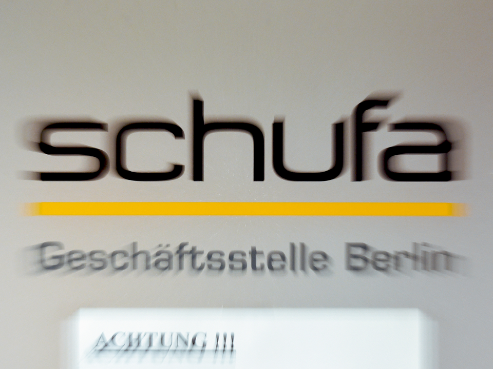 Das Logo der Schufa, | Foto: picture alliance / ZB | Jens Kalaene
