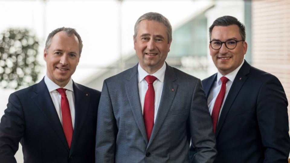 Thomas Traue, Vorstandsvorsitzender der Sparkasse Vorderpfalz (mitte), mit Vorstandsmitgliedern Oliver Kolb (links) und Ulli Sauer (rechts) | Foto: Sparkasse Vorderpfalz