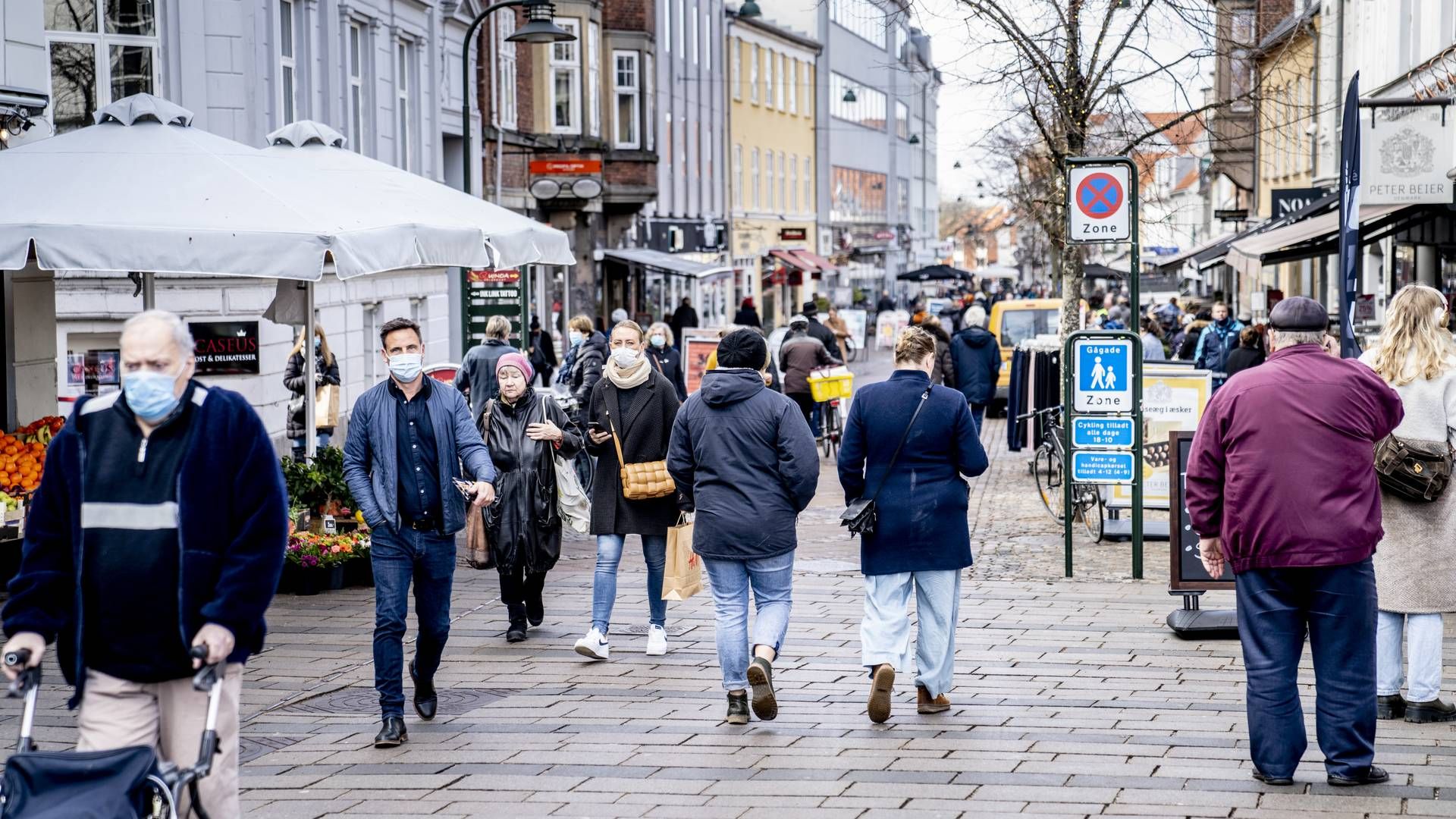 Der bliver så småt åbnet for butikker og samfundet igen, så der kan komme gang i økonomien. | Foto: Anthon Unger