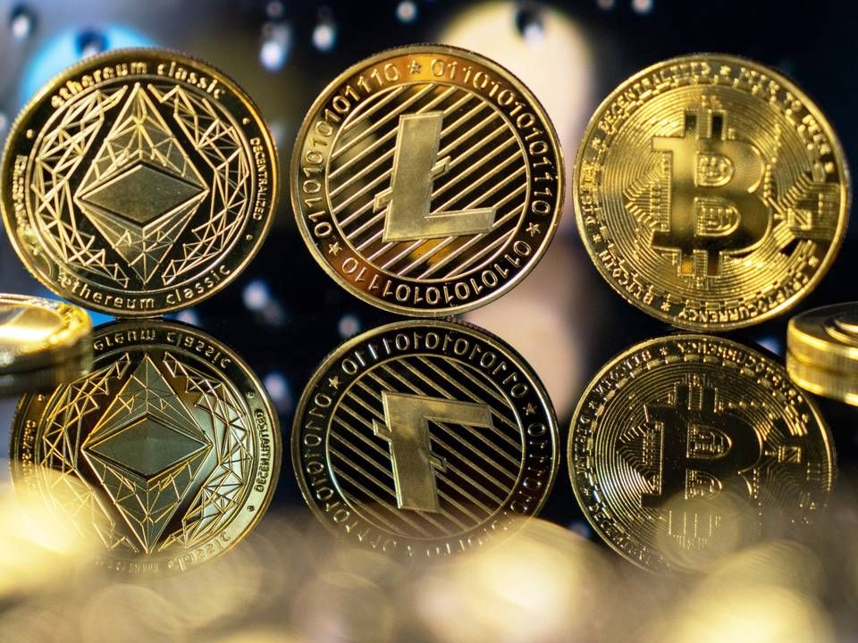 Münzen der Kryptowährungen Ethereum, Litecoin, Bitcoin. (Symbolbild) | Foto: picture alliance / Daniel Kalker | Daniel Kalker