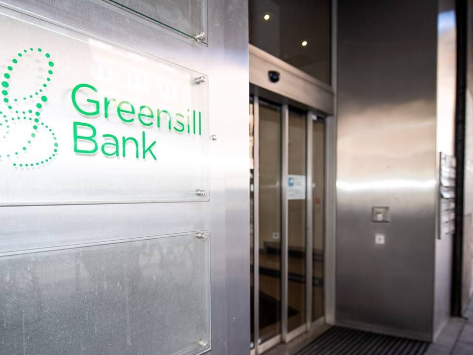 Der Eingang der Bremer Greensill Bank. | Foto: picture alliance/dpa | Sina Schuldt