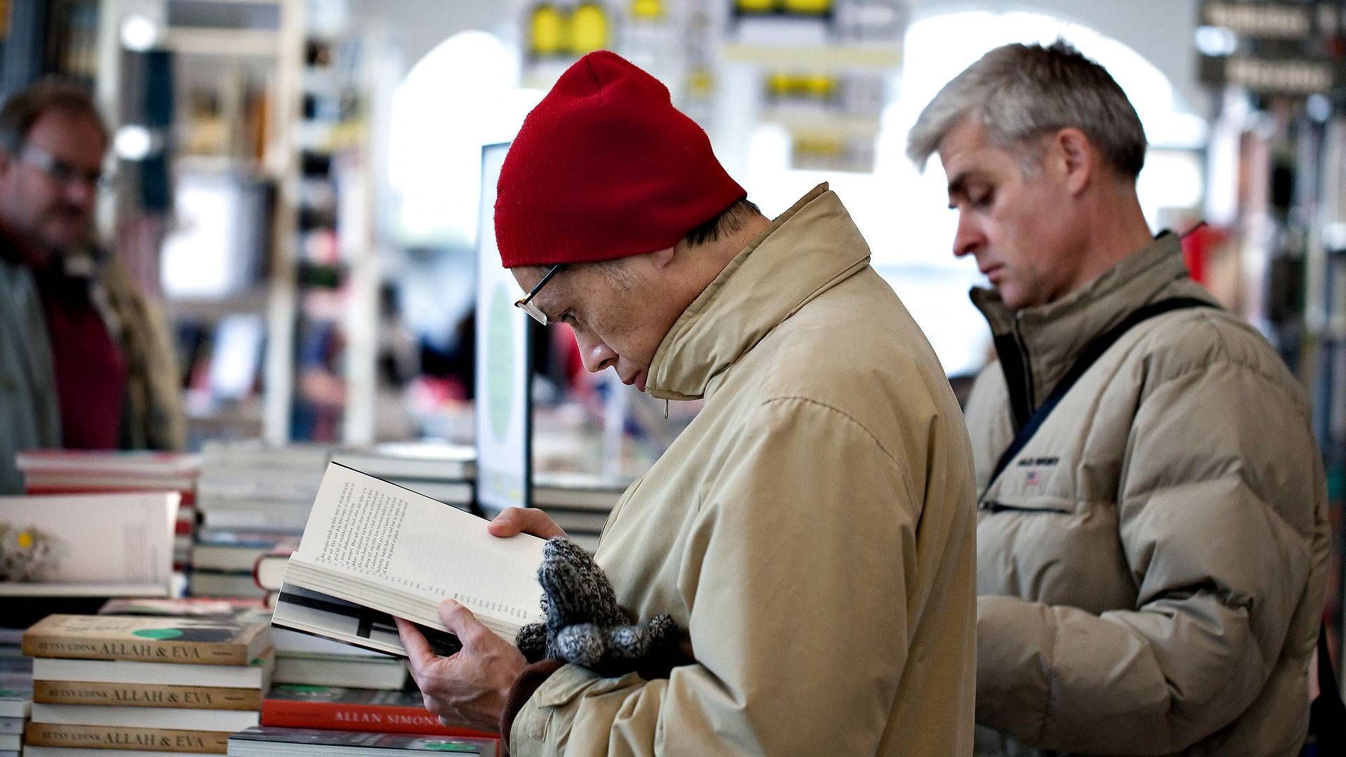 Stadig flere køber bøger uden at have stået nede i den lokale boghandel og holdt bogen rent fysisk i hånden. | Foto: Lars Krabbe/Jyllands-Posten/Ritzau Scanpix