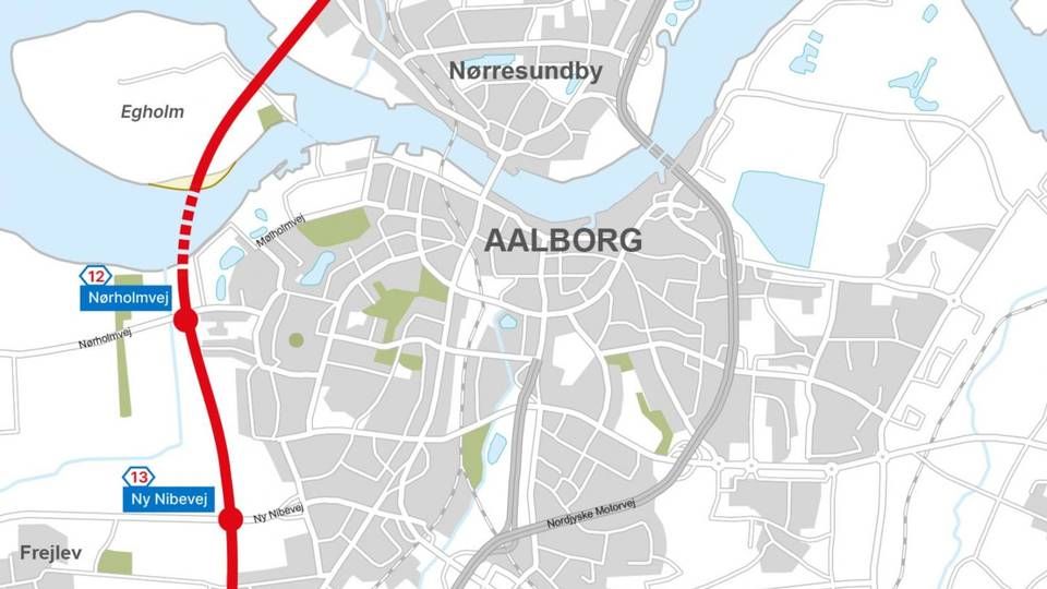 Den tredje Limfjordsforbindelse skal gå vest om Aalborg via øen Egholm. De to første forbindelse er den gamle bro midt på kortet og tunnellen øst for centrum. | Foto: VEJDIREKTORATET