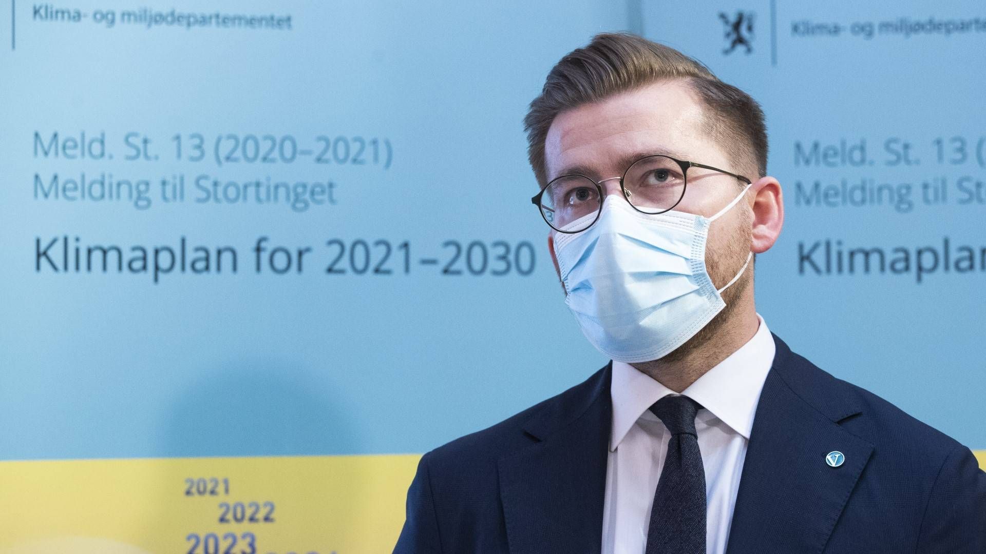 Klima- og miljøminister Sveinung Rotevatn inviterer til test av et offentlig støttet verktøy for å teste klimarisiko i investeringsproteføljer. | Foto: Berit Roald / NTB