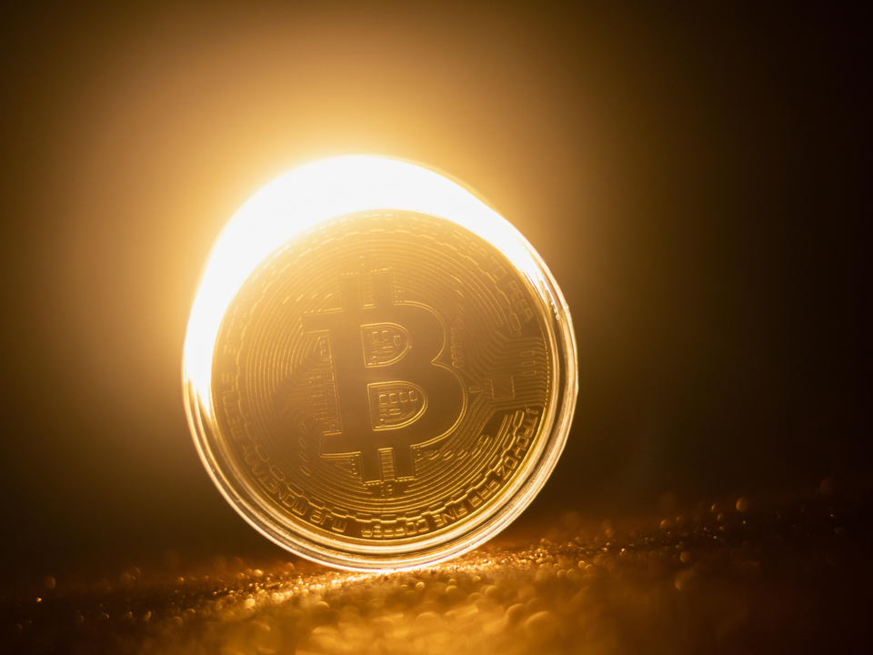 Eine Bitcoin-"Münze" (Symbolbild) | Foto: picture alliance / Zoonar