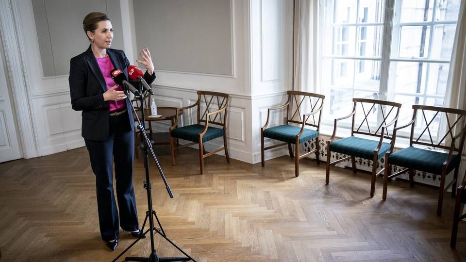Et af statsminister Mette Frederiksens (S) valgløfter i 2019 var, at der skulle spares tre mia. kr. på konsulentregninger i det offentlige. | Foto: Mads Claus Rasmussen