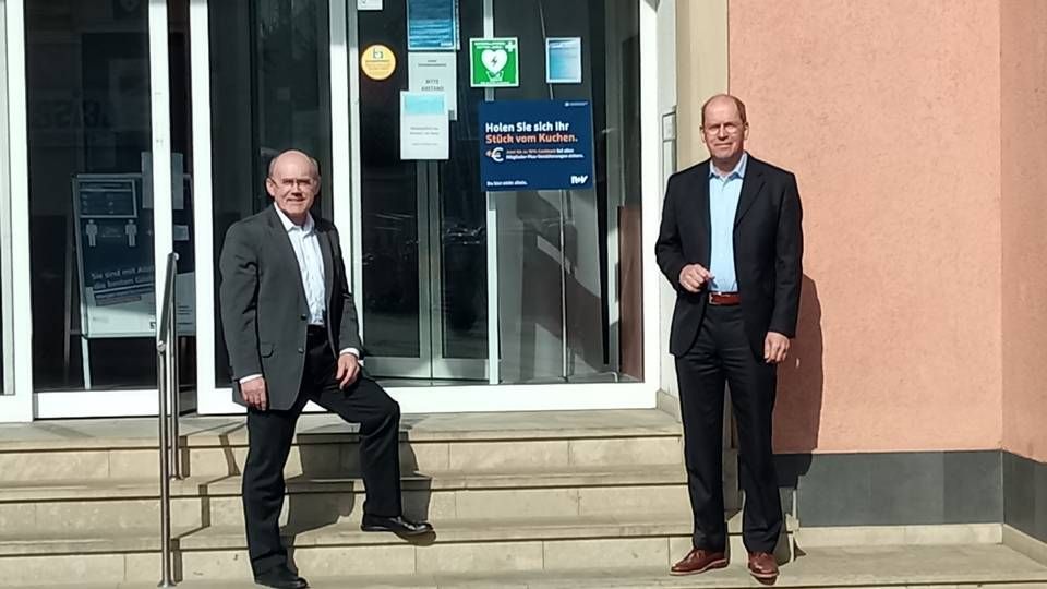 Manfred Weiland (links) und Norbert Leinen, der zum 1. April neu in den Vorstand berufen wurde. | Foto: Raiffeisenbank Irrel