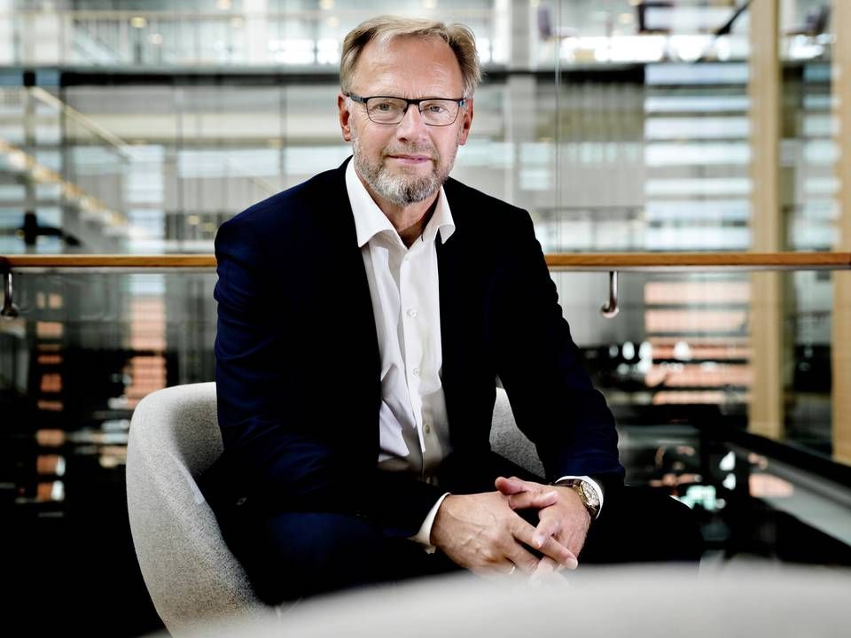 Anders Dam vil også tjene penge på indlån. Derfor skal erhvervskunderne nu til at betale mere i negativ rente. | Foto: Jyske Bank / Pr