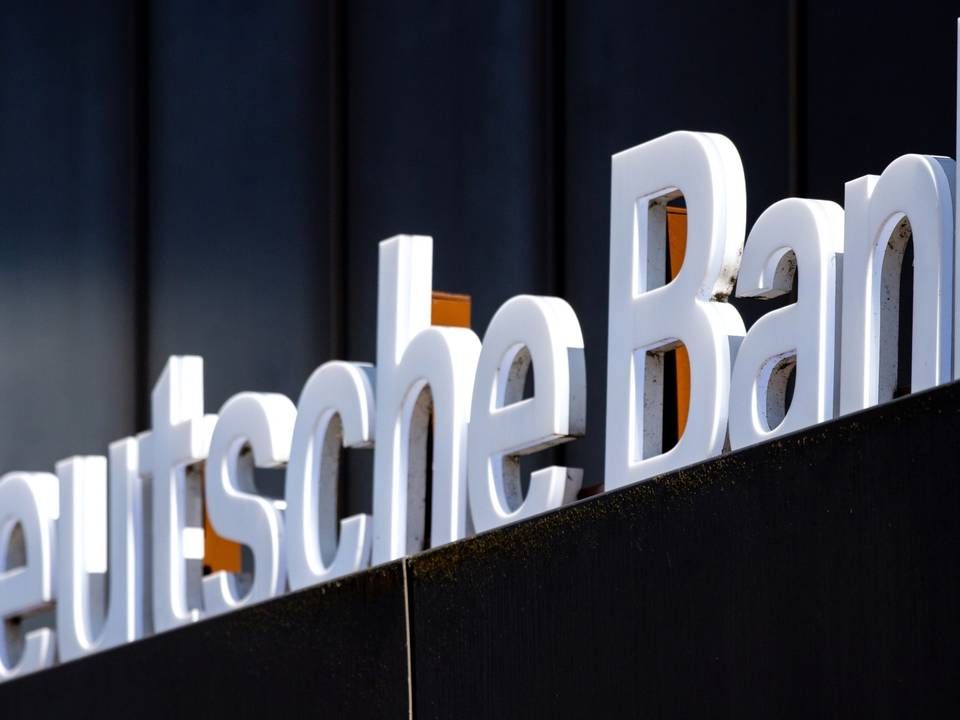 Schriftzug an einer Filiale der Deutschen Bank. | Foto: picture alliance/dpa | Hauke-Christian Dittrich