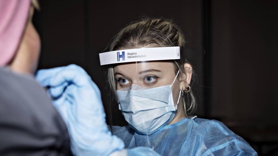 Kontakttallet er igen over 1, hvilket betyder, at epidemien i Danmark er let stigende. | Foto: Marius Renner