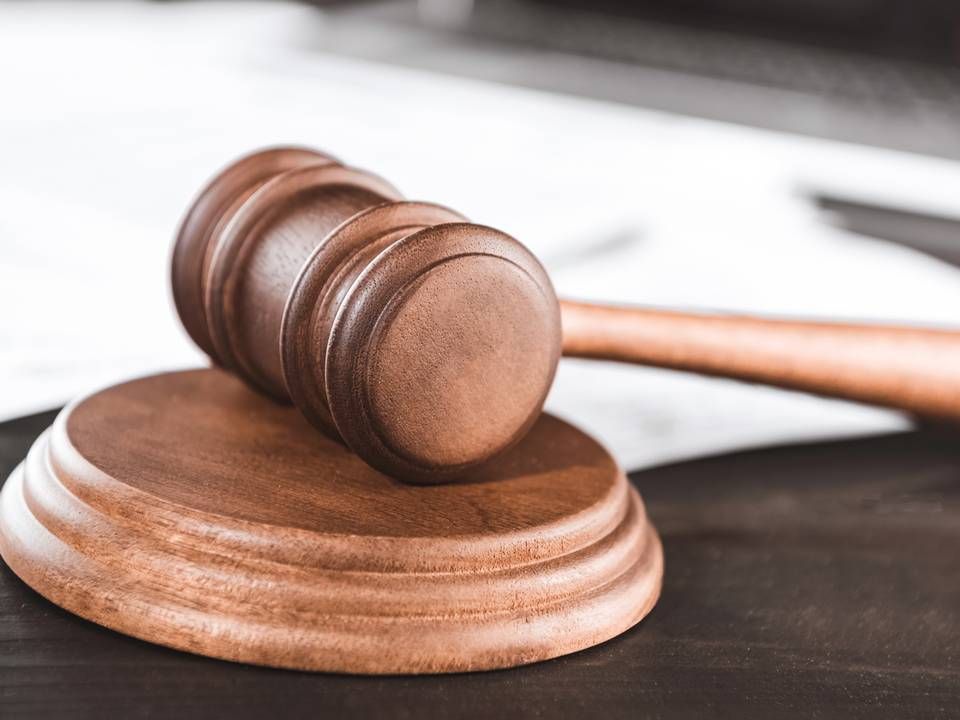 Advokat er dømt til at skulle betale en erstatning på 354.385 kr. plus 250.000 kr. i procesrenter til 27-årig kvinde. | Foto: Colourbox