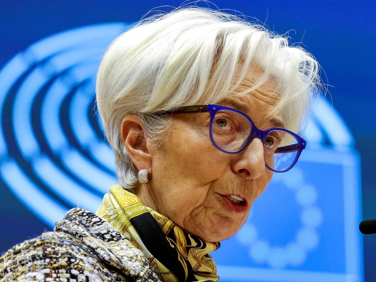 European Central Bank President Christine Lagarde addresses European lawmakers during a plenary session at the European Parliament in Brussels, Belgium February 8, 2021 | Photo: POOL New/REUTERS / X80003