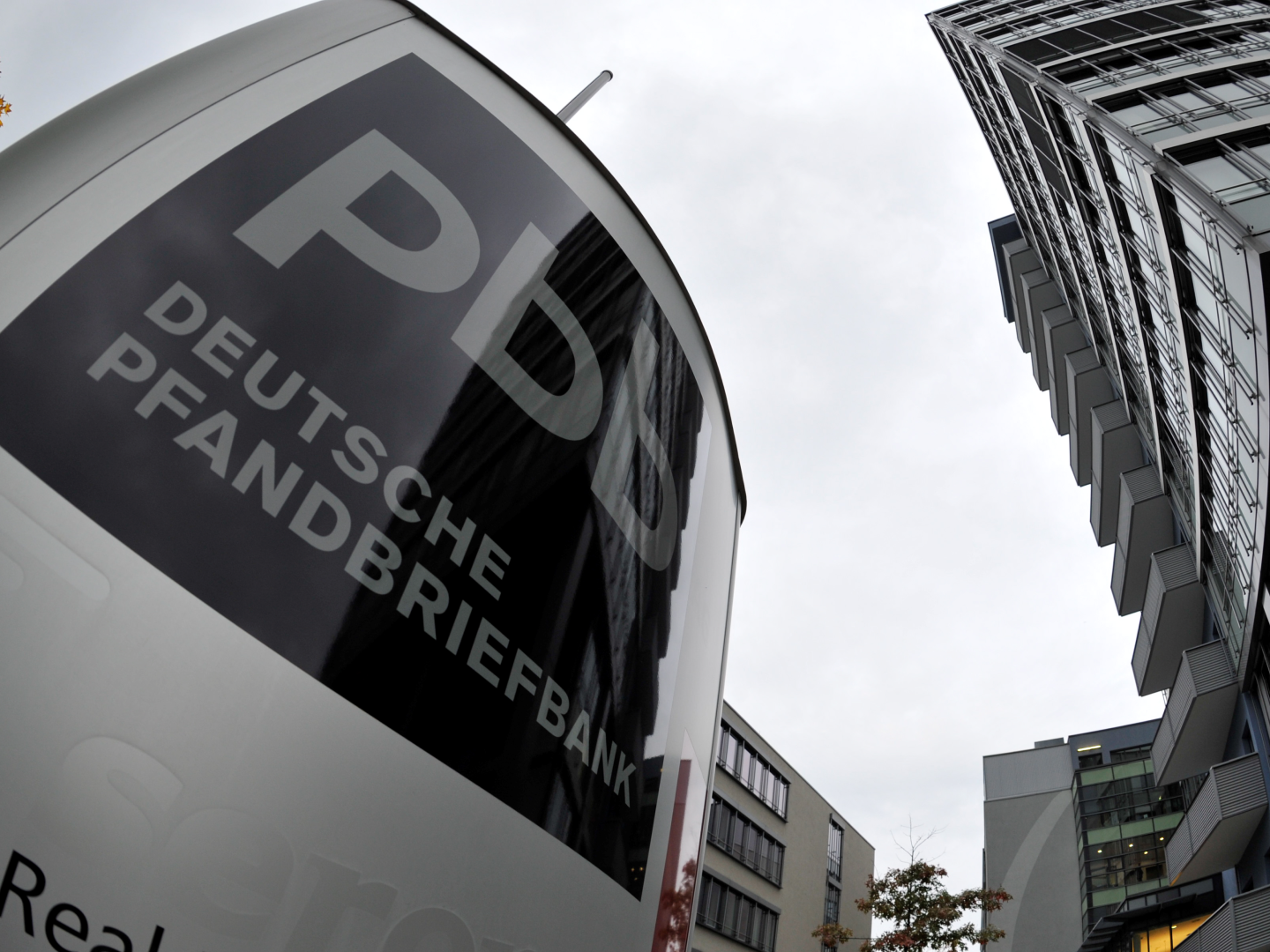 Die Deutsche Pfandbriefbank in Unterschleißheim bei München | Foto: picture alliance / dpa | Frank Leonhardt