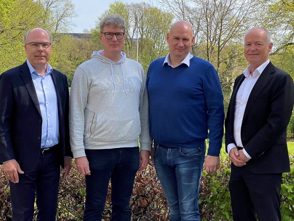 Ledelsen i det nye fælles selskab. Fra venstre: Jens Find (adm. direktør), Thomas Kjaer Nielsen (produktdirektør), Tonni Bjerregaard Rasmussen (produktdirektør) og Knud Møller (markedsdirektør). | Foto: PR / Unik System Design