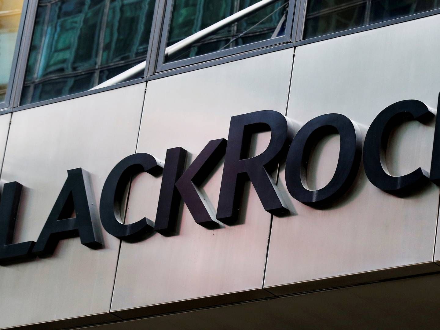 Blackrocks nye etf møder stor kritik. | Foto: BRENDAN MCDERMID/REUTERS / X90143