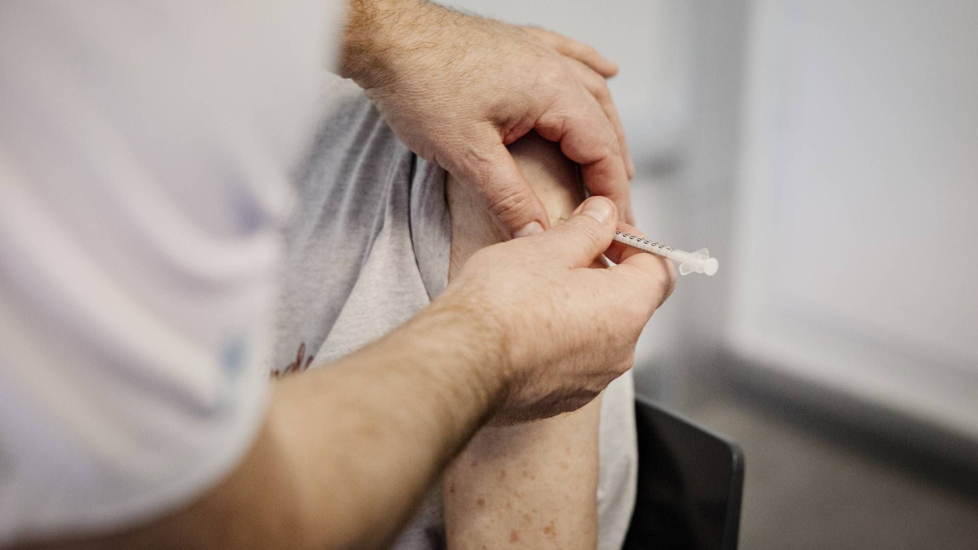 Ny forskning viser, at man er immun i mindst otte måneder efter, at man er blevet vaccineret. | Foto: Valdemar Ren