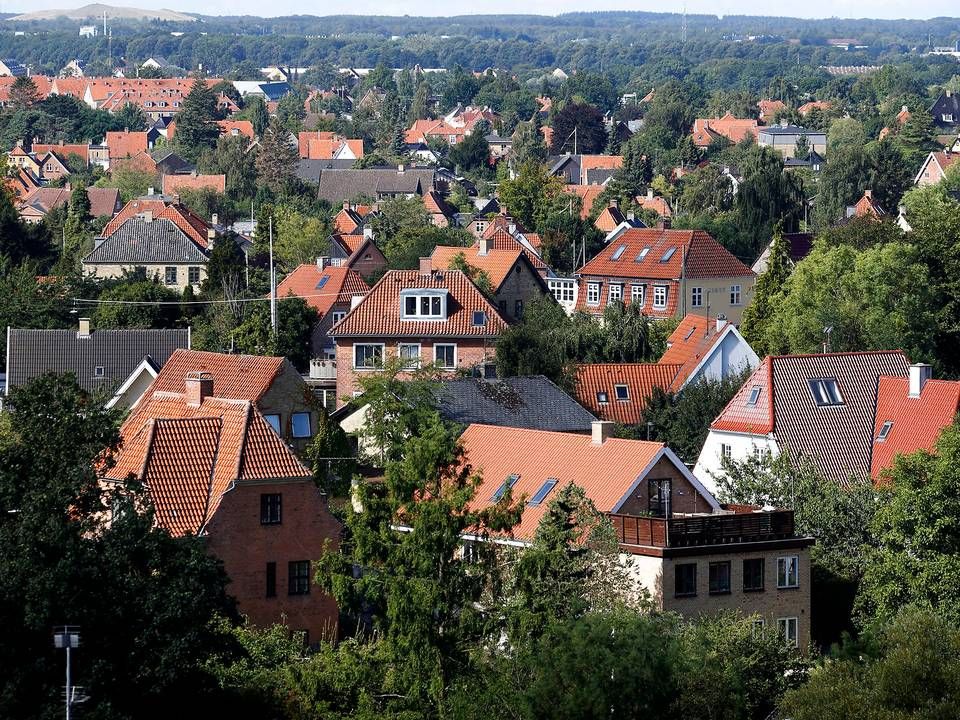 I en stigende andel af landets bolighandler betaler køber et højere beløb, end boligen har været udbudt til. | Foto: Jens Dresling/Ritzau Scanpix