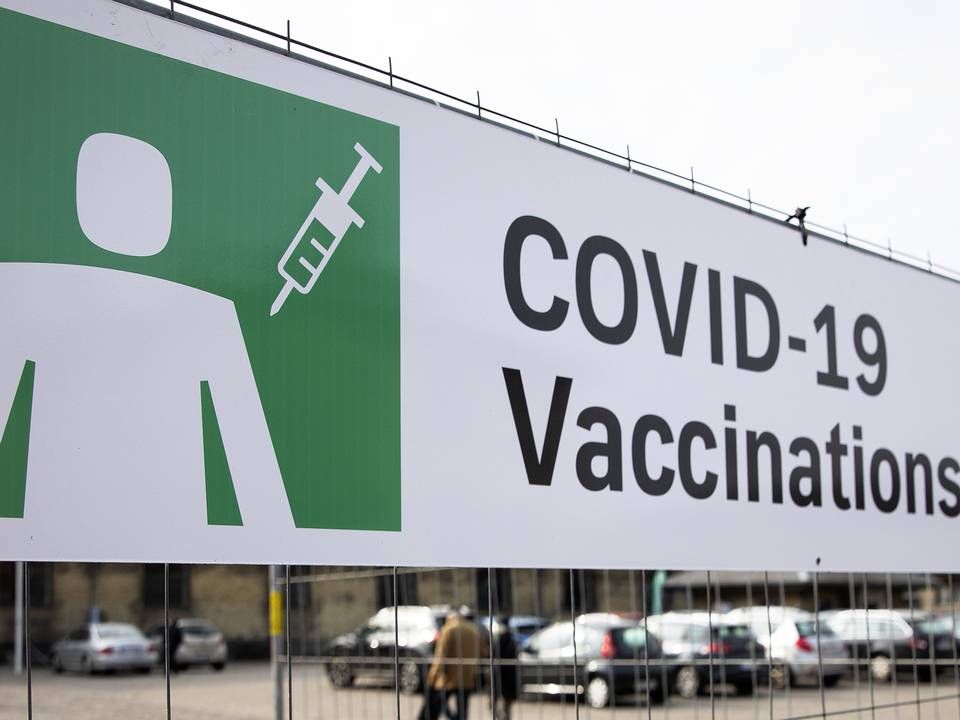 Fra torsdag træder den såkaldte tilvalgsordning i kraft, der gør det muligt at modtage en coronavaccine uden for vaccineprogrammet. | Foto: Finn Frandsen