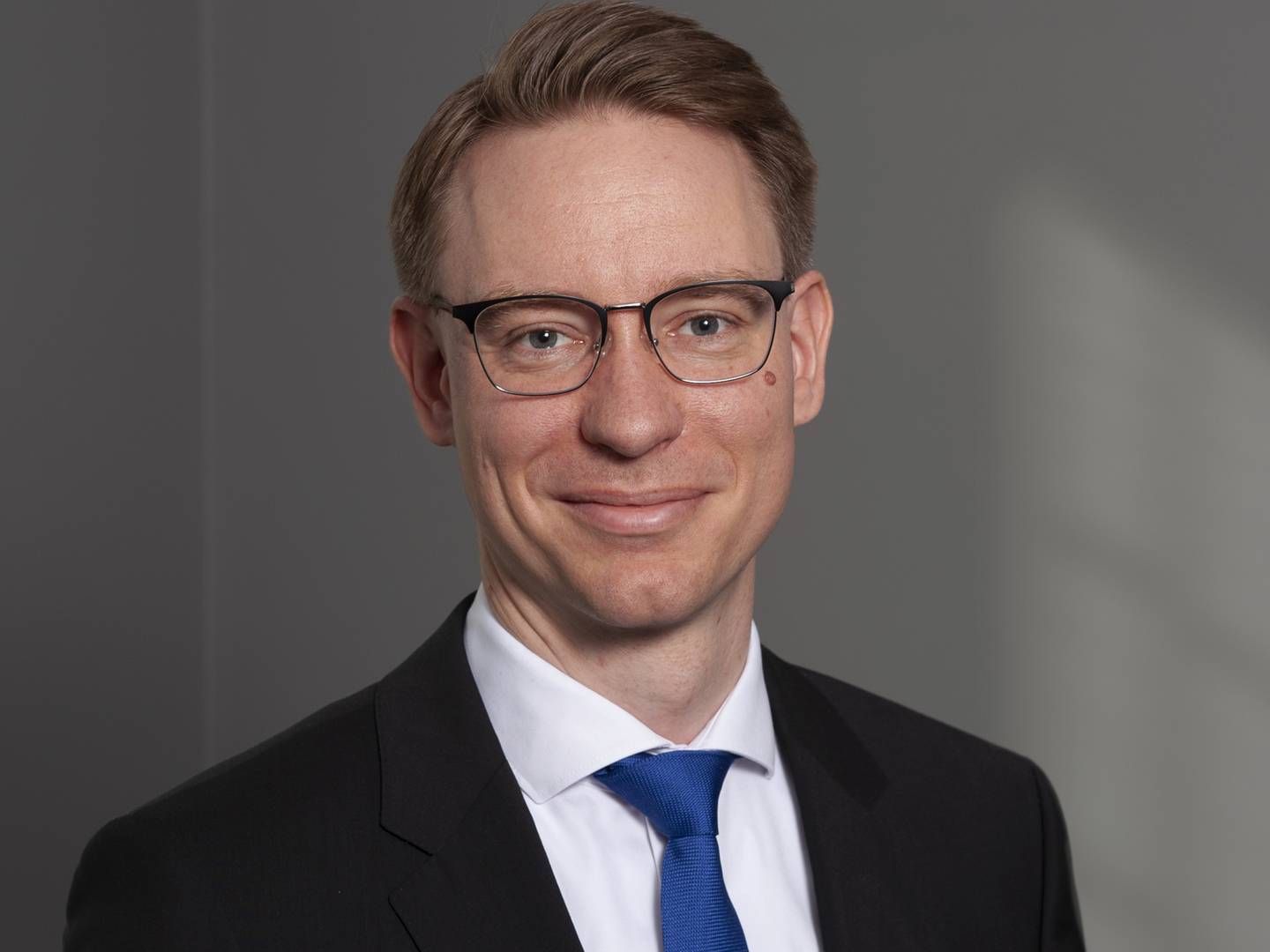 Den 39-årige advokat Claus Pedersen er tiltrådt som associeret partner hos Leoni Advokater i Viborg 1. maj 2021. | Foto: Anja Asmussen