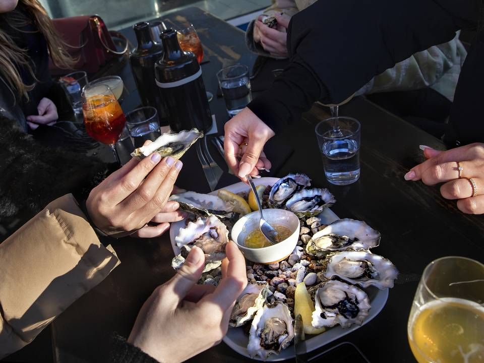 Økonomien skrumpede i første kvartal, men mange har penge på kontoen, som de er klar til at bruge, vurderer cheføkonom. | Foto: Finn Frandsen