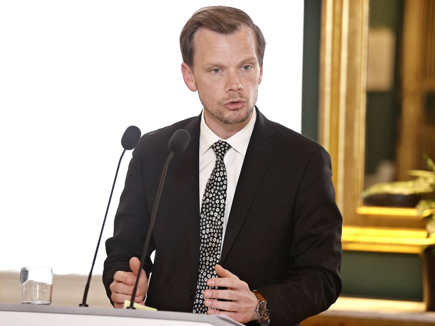 Beskæftigelsesminister Peter Hummelgaard (S) holder fast i, at regeringen ikke vil øge ydelserne til udlændinge. | Foto: Jens Dresling