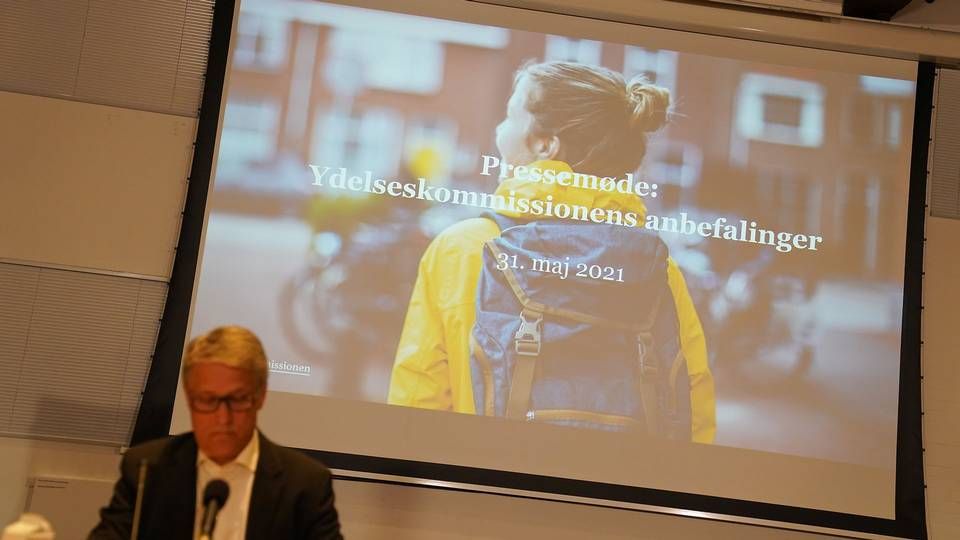 Ydelseskommissionen fremlagde mandag sine anbefalinger til, hvordan kontanthjælpssystemet skal indrettes. Her ses kommissionens formand, Torben Tranæs, der er forskningsdirektør og professor ved Vive, Det Nationale Forsknings- og Analysecenter for Velfærd. | Foto: Emil Helms/Ritzau Scanpix