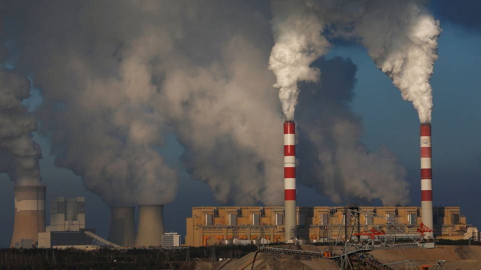 Smoke and steam billows from Belchatow Power Station, Europe's largest coal-fired power plant operated by PGE Group, near Belchatow | Photo: Kacper Pempel/Reuters/Ritzau Scanpix