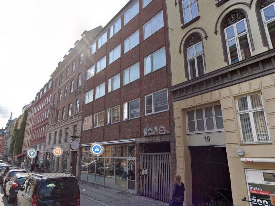 De Forenede Ejendomsselskaber med investoren Jørgen Troelsfeldt i spidsen har købt boligejendommen på Fælledvej 17, i midten af billedet. | Foto: Google Street View