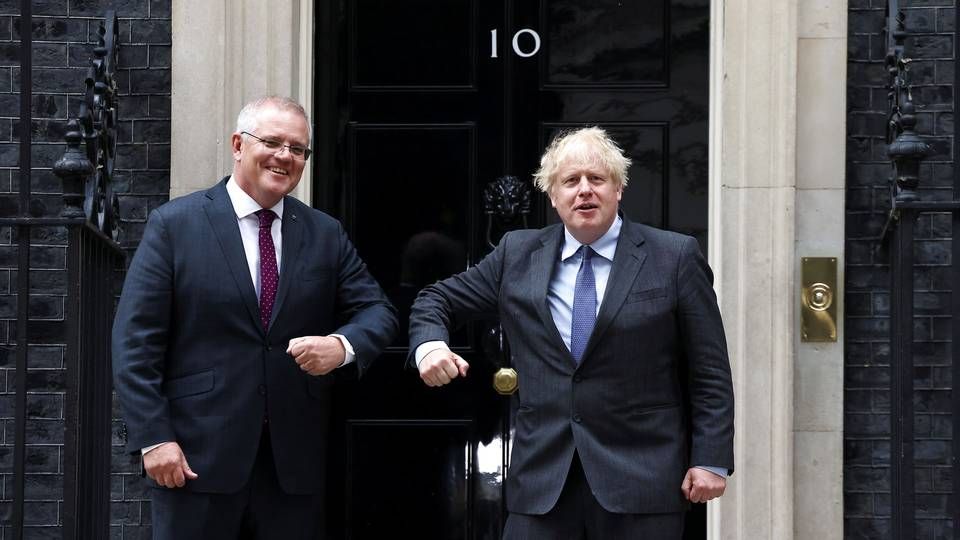Australiens premierminister, Scott Morrison og Storbritanniens premierminister, Boris Johnson, mødtes mandag for at afklare de sidste detaljer. | Foto: Henry Nicholls/Reuters/Ritzau Scanpix
