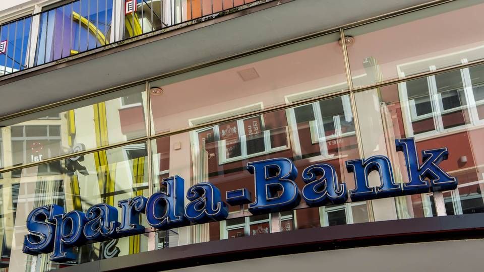 Die Filiale einer Sparda-Bank in Wuppertal. | Foto: picture alliance / Goldmann