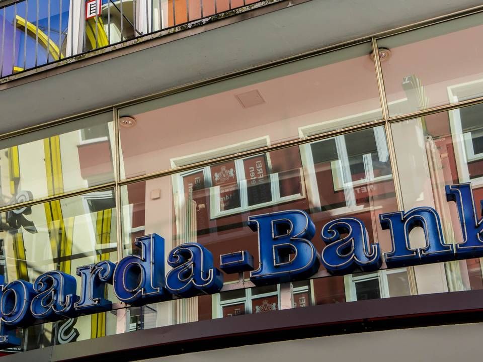 Die Filiale einer Sparda-Bank in Wuppertal. | Foto: picture alliance / Goldmann