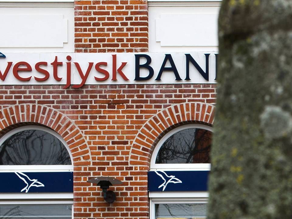 Advokatfirma er skiftet til Vestjysk Bank, efter Handelsbanken har lukket filial. | Foto: PER FOLKVER