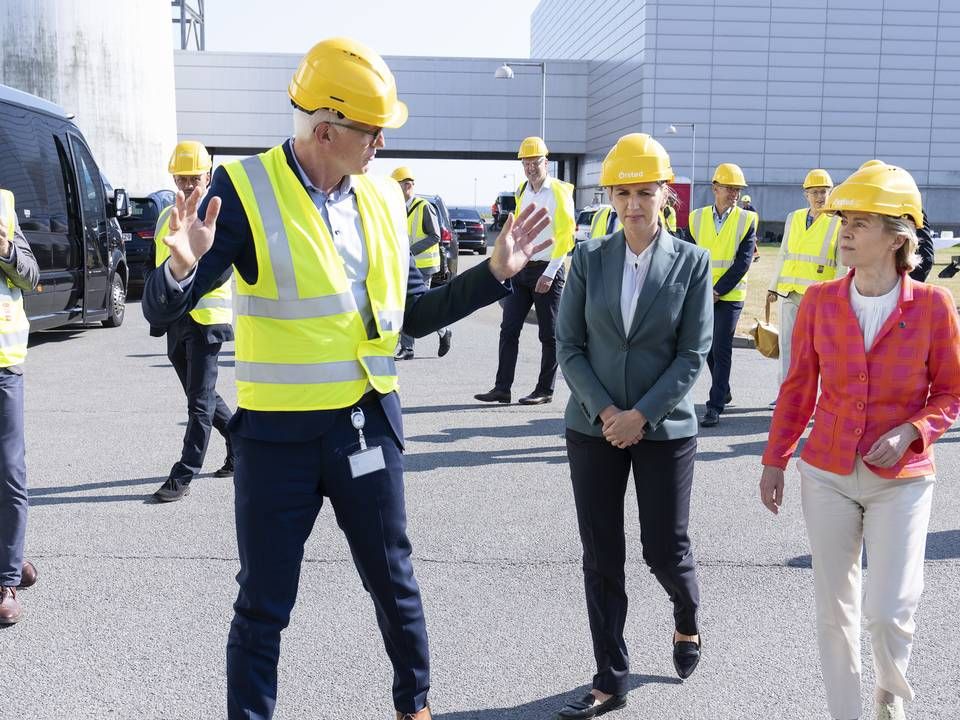 EU-Kommissionens formand, Ursula von der Leyen, var på besøg på Avedøreværket torsdag. Ørsteds projekt Green Fuels For Denmark-projekt er et af de udpegede projekter til IPCEI. | Foto: Claus Bech