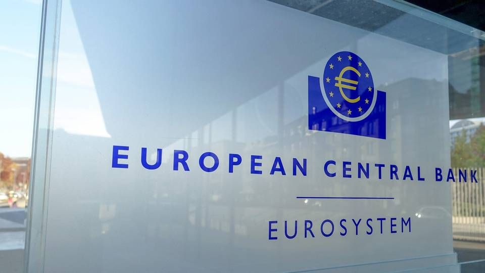 Der Eingang zur Europäischen Zentralbank. | Foto: picture alliance / Daniel Kalker