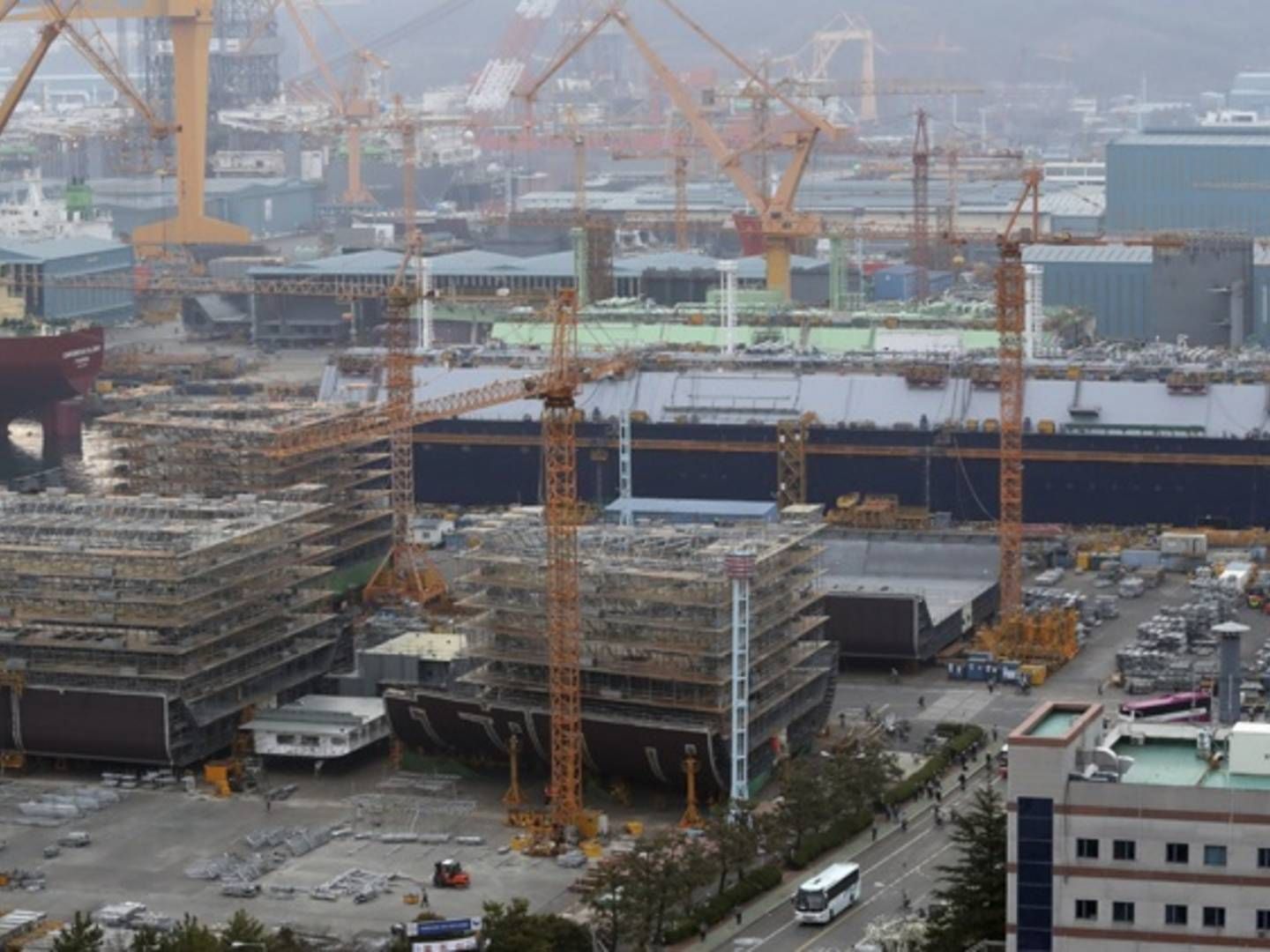 Daewoo Shipbuilding & Marine Engineering, hvor en række af de store LNG-drevne containerskibe skal bygges i de kommende år. | Foto: Daewoo Shipbuilding & Marine Engineering/Yonhap