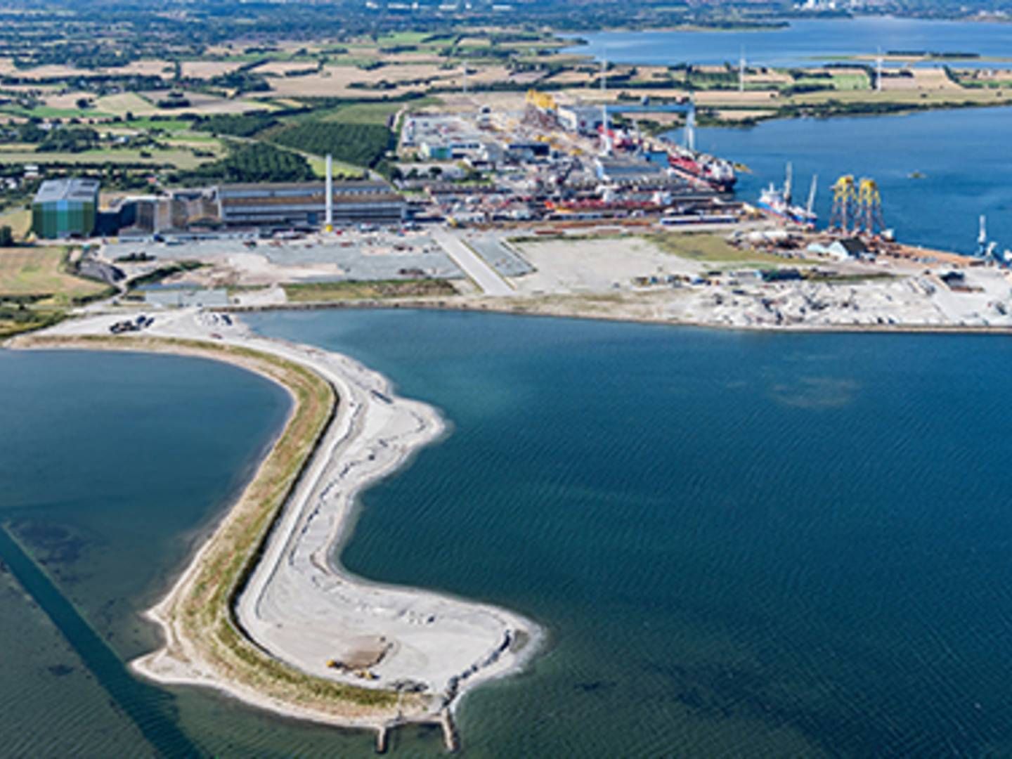 Når alle komponenterne af en havvindmølle vokser, bliver underleverandørerne også nødt til at flytte deres produktion på havnen, mener havnedirektør Carsten Aa | Foto: Lindø port of Odense / PR