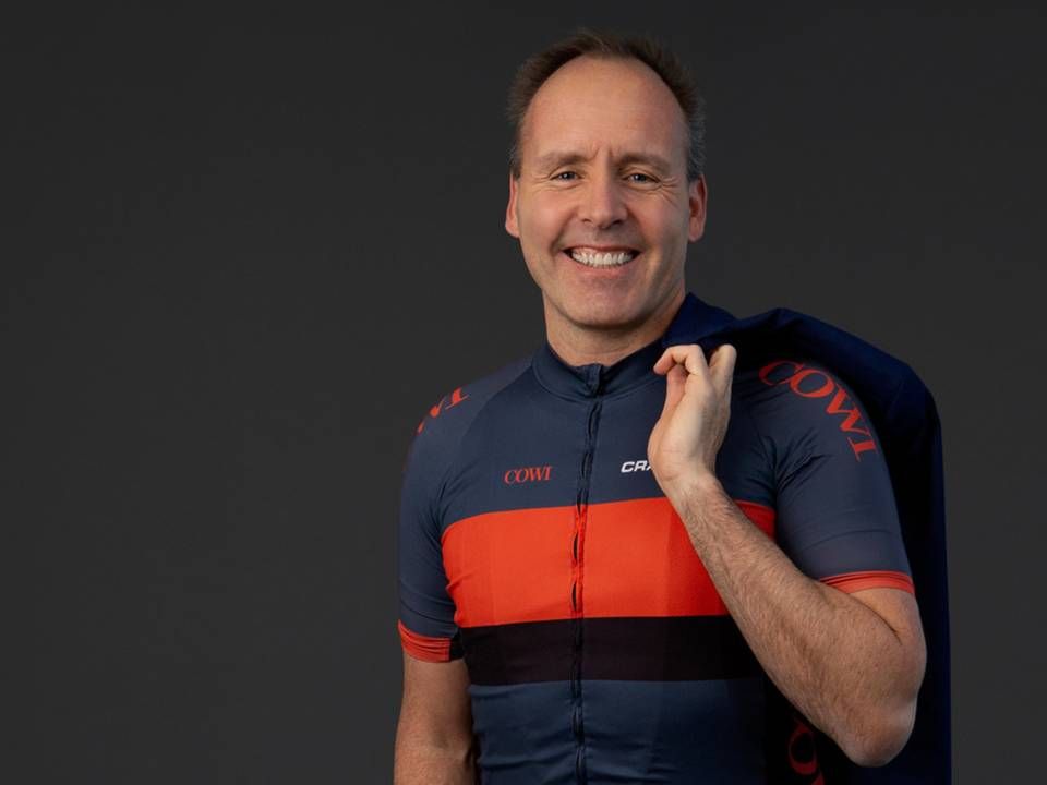 Hos Cowi hylder de nørderne, siger virksomhedens direktør Henrik Winter. Selv er han Tour de France og cykelnørd. | Foto: Cowi / PR