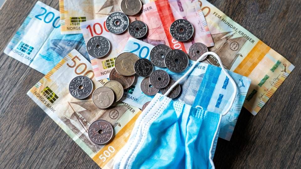 Nordmenn har blitt oppfordret til å ikke bruke kontanter under pandemien. Men smitte spres sjelden fra kontanter, viser en studie. | Foto: Gorm Kallestad / NTB