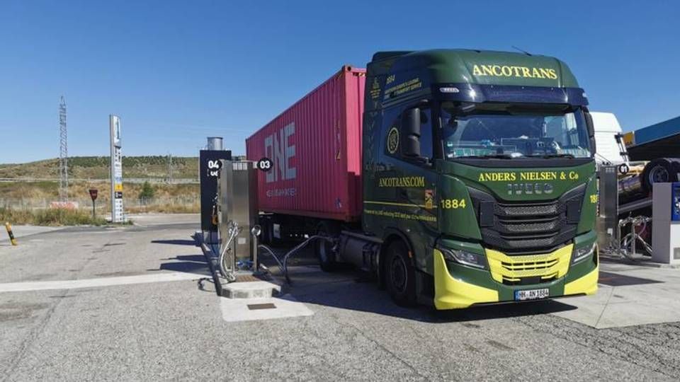 Ancotrans har kastet sig ud i at investere i LNG-lastbiler i Tyskland, hvor der ifølge driftsdirektør Mogens Røigaard er mere økonomisk ræson i at køre med den type lastbiler end i Danmark. | Foto: PR/Ancotrans