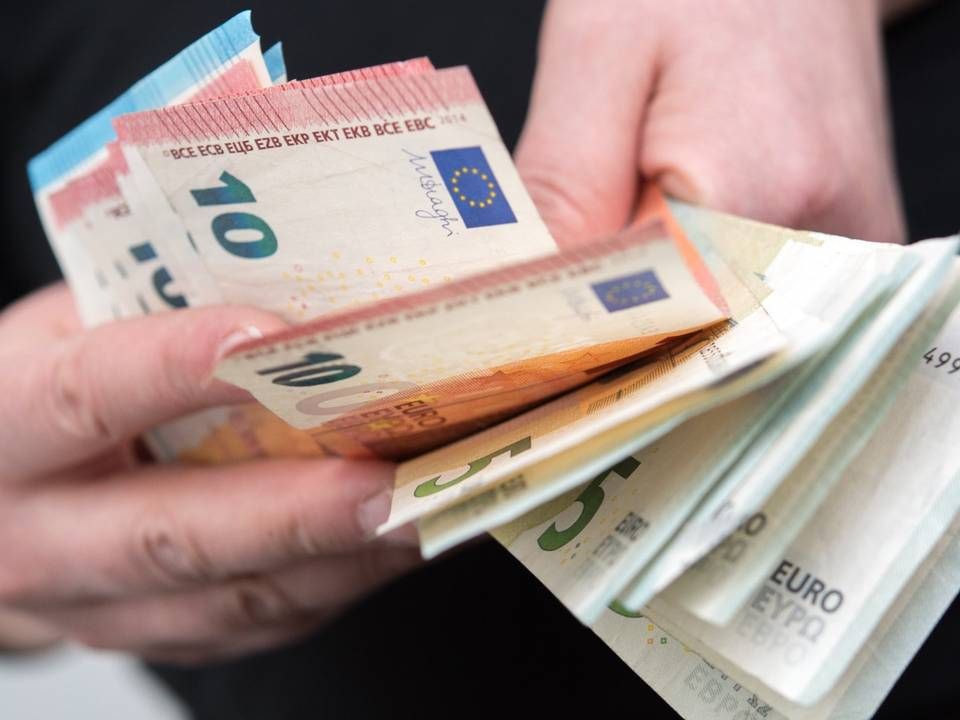 Ein Bündel Geldscheine (Symbolbild) | Foto: picture alliance / dpa Themendienst | Andrea Warnecke