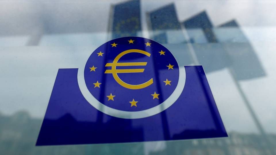 ECB-logoet foran den Europæiske Centralbank i Frankfurt. | Foto: REUTERS/Ralph Orlowski
