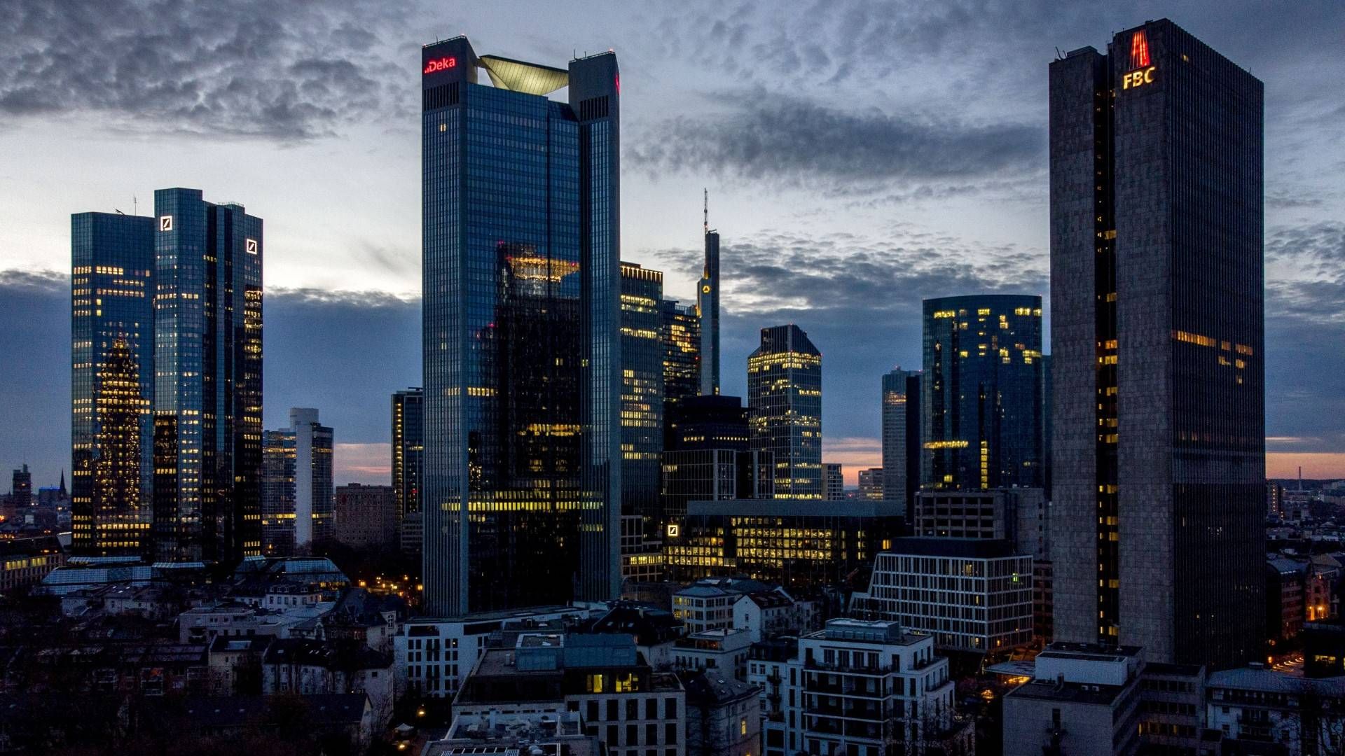Blick auf die Bankenmetropole Frankfurt. | Foto: picture alliance / ASSOCIATED PRESS | Michael Probst