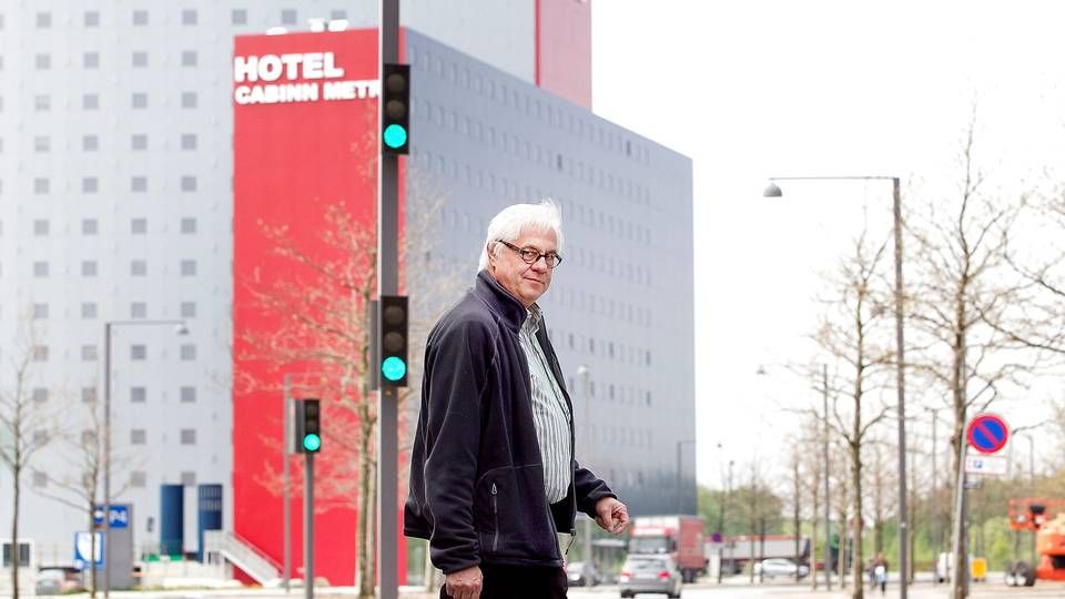 79-årige Niels Fennet står bag hotelkæden Cabinn, som åbnede det første hotel i 1990. | Foto: Finn Frandsen/Politiken/Ritzau Scanpix
