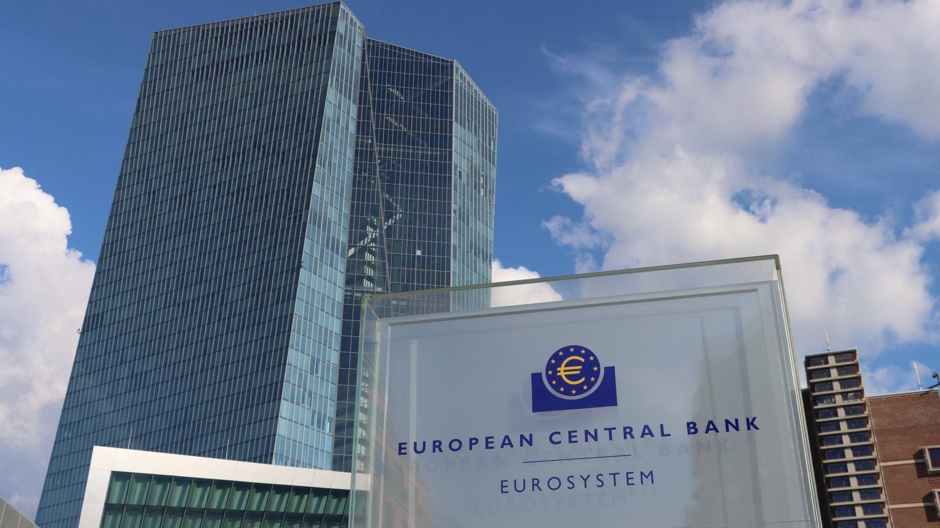 Eingang der EZB in Frankfurt. | Foto: picture alliance / greatif | Florian Gaul