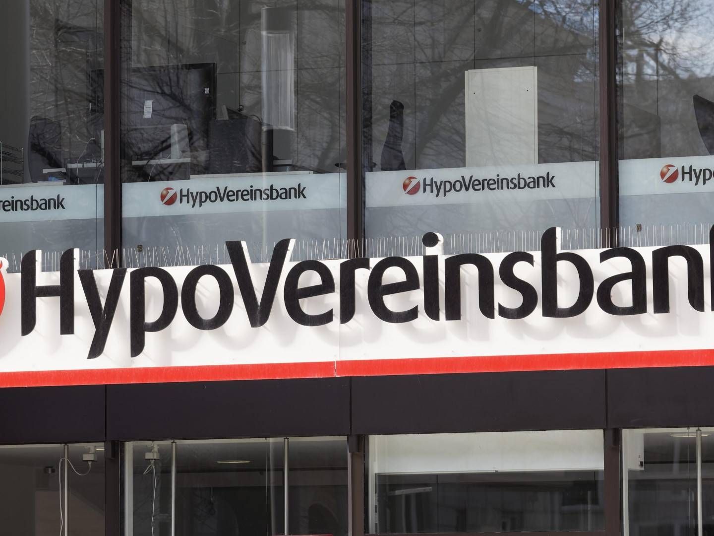 Logo der Unicredit-Tochter Hypovereinsbank. | Foto: picture alliance / imageBROKER | Karl F. Schöfmann