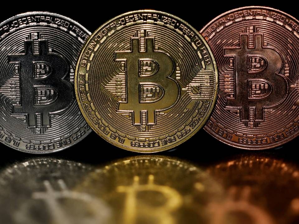 Bitcoin er en af de mere udbredte kryptovalutaer. | Foto: Edgar Su/REUTERS / X90125
