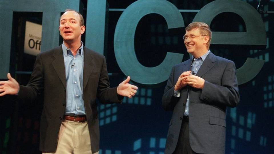 Amazon founder Jeff Bezos (left) and Microsoft founder Bill Gates are now backing a rare earths exploration project in Greenland. | Photo: Gates Bezos
