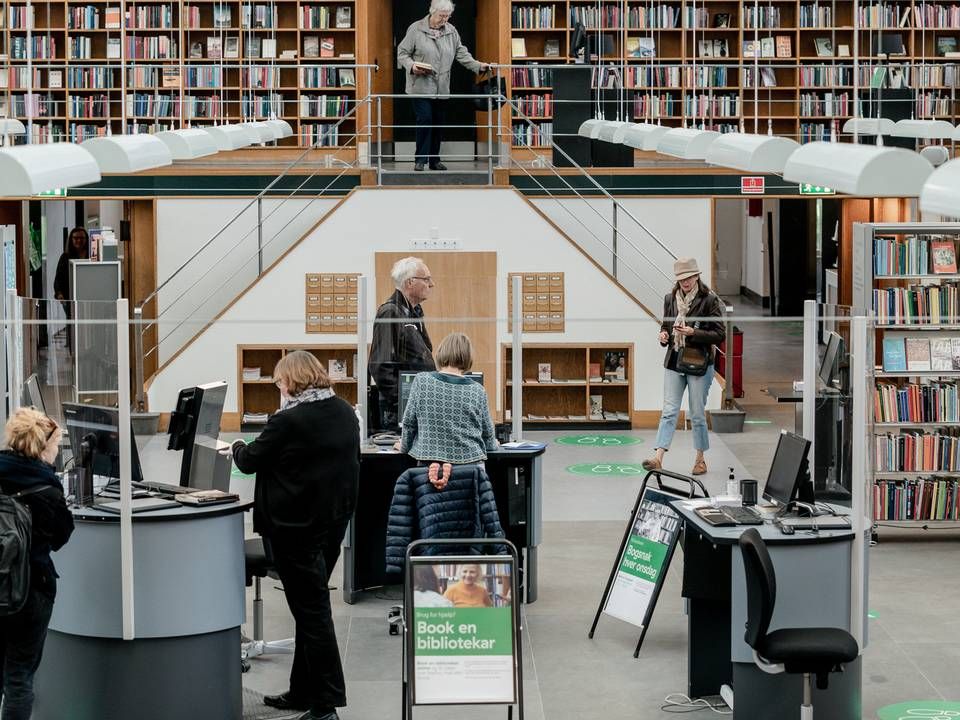 Bibliotekernes samlede udlån er faldet, men det dækker over en stor intern forskydning, hvor udlånet af fysiske bøger er dykket markant, mens der stadig er stigende appetit på de digitale værker. | Foto: Aleksander Klug/Ritzau Scanpix