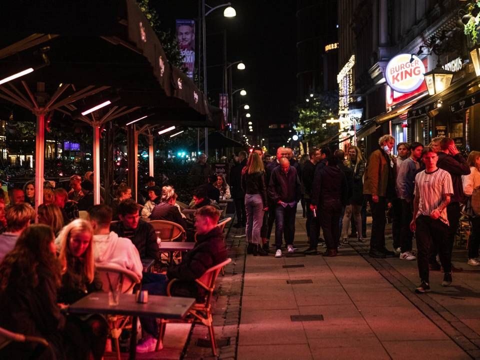 Efter 10. september kan man igen gå i byen uden at være underlagt restriktioner. Det ser hotel og restaurationsbranchen stærkt frem til. | Foto: Ólafur Steinar Rye Gestsson/Ritzau Scanpix